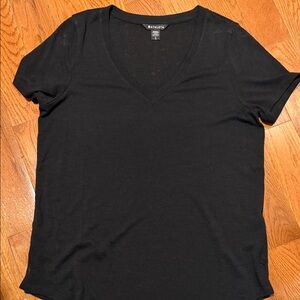 Athleta Women's Breezy Black V-Neck Top